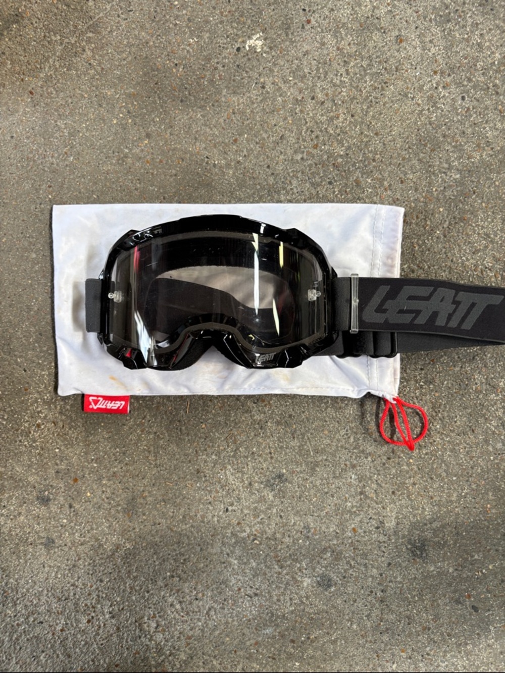 Leatt Black Motocross Goggles with Smoke Lens